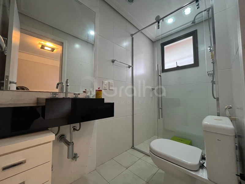 Apartamento de 278 m² com 2 suítes no Centro: 11ª foto da galeria de imagens do imóvel
