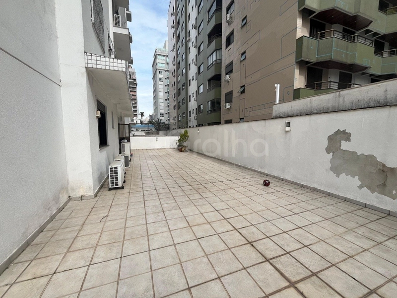 Apartamento de 278 m² com 2 suítes no Centro: 18ª foto da galeria de imagens do imóvel
