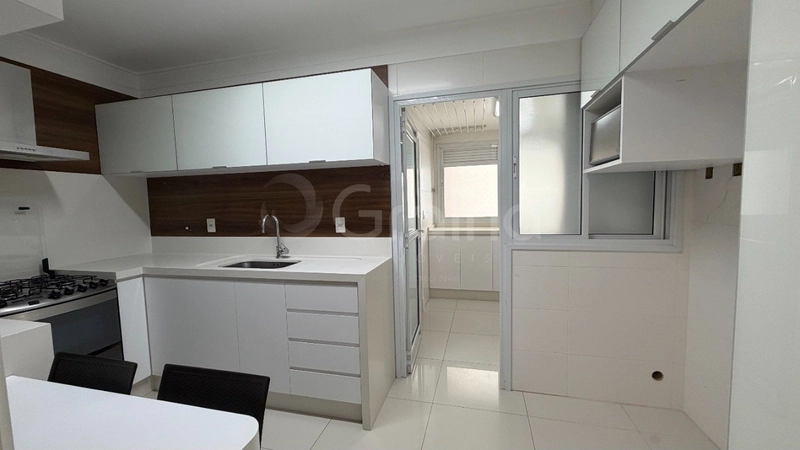Apartamento de 128 m² com 3 quartos sendo 1 suíte na Agronômica: 8ª foto da galeria de imagens do imóvel