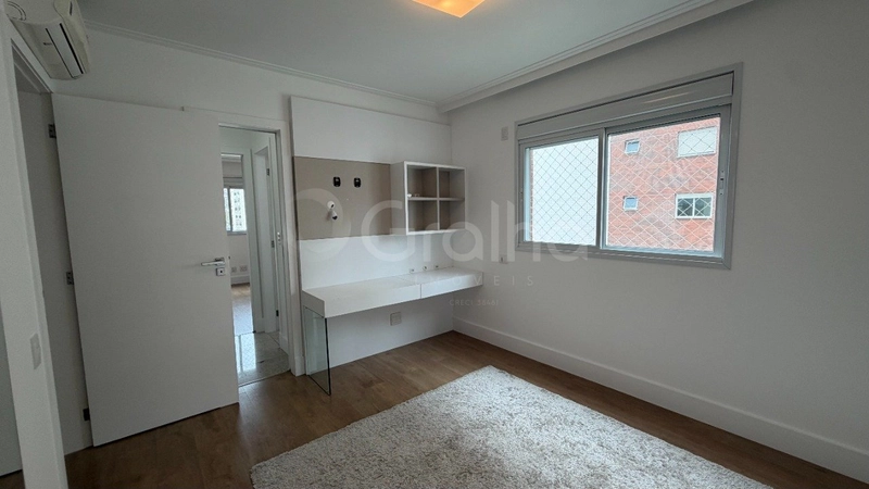 Apartamento de 128 m² com 3 quartos sendo 1 suíte na Agronômica: 13ª foto da galeria de imagens do imóvel
