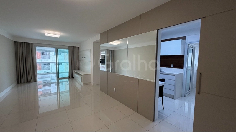 Apartamento de 128 m² com 3 quartos sendo 1 suíte na Agronômica: 2ª foto da galeria de imagens do imóvel