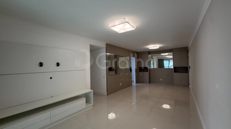 Apartamento de 128 m² com 3 quartos sendo 1 suíte na Agronômica: 4ª foto da galeria de imagens do imóvel
