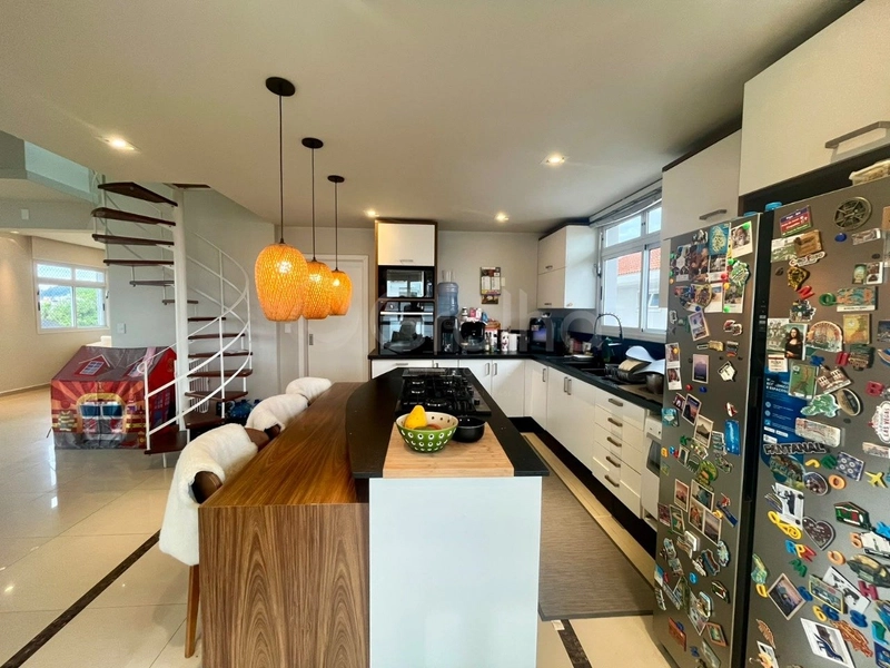 Cobertura de 196m² com 3 dormitórios e Jurerê: 11ª foto da galeria de imagens do imóvel