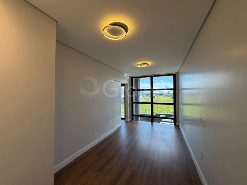 Casa Residencial de 192 m² com 3 quartos sendo 1 suíte em Canasvieiras: 12ª foto da galeria de imagens do imóvel