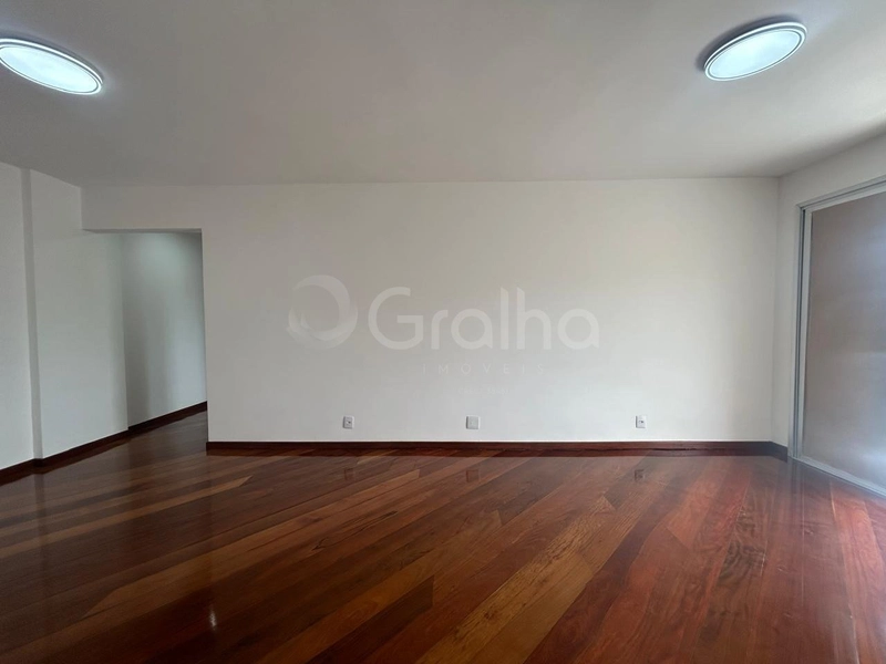Apartamento de 101 m² com 3 quartos sendo 1 suíte na Agronômica: 6ª foto da galeria de imagens do imóvel