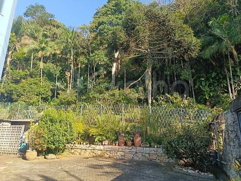Casa Residencial de 321m² com 4 quartos no Centro: 38ª foto da galeria de imagens do imóvel