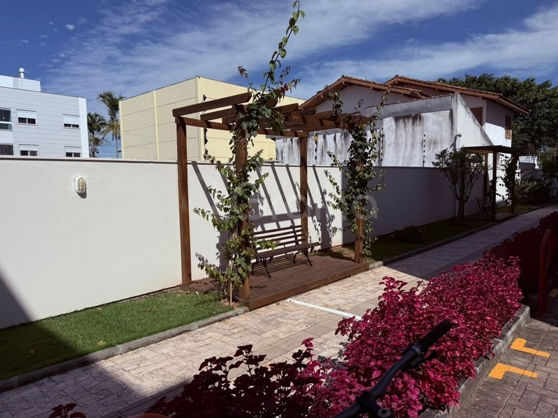 Apartamento com 2 quartos sendo 1 suíte em Canasvieiras: 27ª foto da galeria de imagens do imóvel