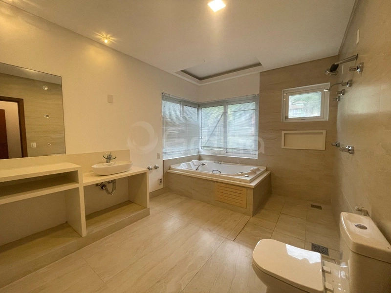 Casa Residencial em Condomínio de 179 m² com 3 suítes na Lagoa da Conceição: 31ª foto da galeria de imagens do imóvel