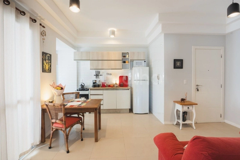 Apartamento com 2 quartos sendo 1 suíte em Florianópolis: 7ª foto da galeria de imagens do imóvel