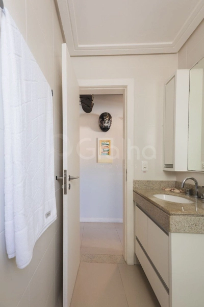 Apartamento com 2 quartos sendo 1 suíte em Florianópolis: 26ª foto da galeria de imagens do imóvel