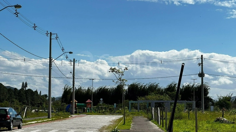 Terreno com 360 m² em Canavieiras, Florianópolis: 4ª foto da galeria de imagens do imóvel