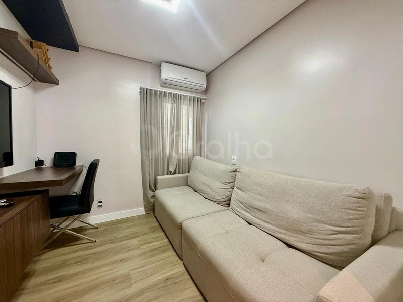 Apartamento de 140 m² com 4 quartos sendo 2 suítes na Agronômica: 20ª foto da galeria de imagens do imóvel