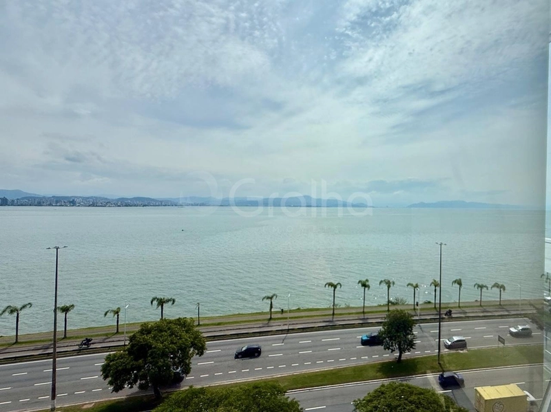Apartamento de 140 m² com 4 quartos sendo 2 suítes na Agronômica: 27ª foto da galeria de imagens do imóvel