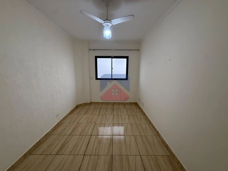 🏡 Apartamento para Locação no Maracanã – Praia Grande/SP: 3ª foto da galeria de imagens do imóvel