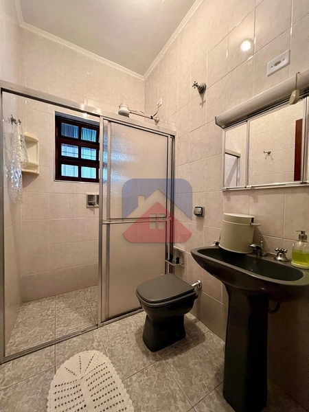 CASA COM 2 DORMITÓRIOS SENDO 1 SUITE E EDICULA PARA VENDA,: 12ª foto da galeria de imagens do imóvel