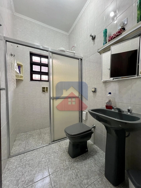 CASA COM 2 DORMITÓRIOS SENDO 1 SUITE E EDICULA PARA VENDA,: 18ª foto da galeria de imagens do imóvel