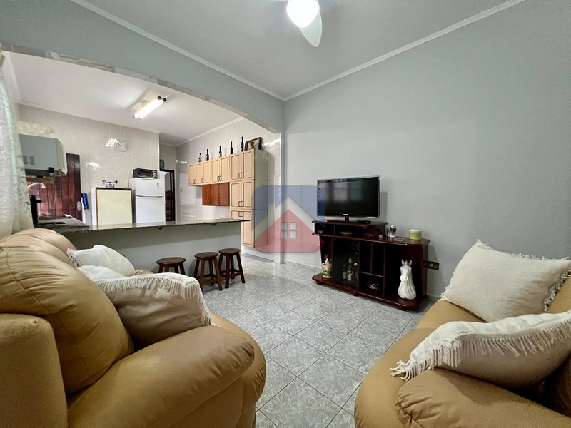 CASA COM 2 DORMITÓRIOS SENDO 1 SUITE E EDICULA PARA VENDA,: 3ª foto da galeria de imagens do imóvel