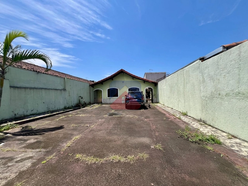 LOCAÇÃO DEFINITIVA | QUINTAL AMPLO | R$ 2800,00 | CAIÇARA: 2ª foto da galeria de imagens do imóvel