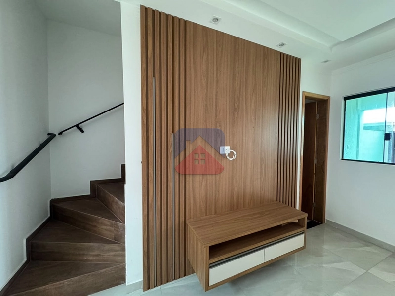 🏡 Casa para venda na Vila Caiçara – Praia Grande/SP: 2ª foto da galeria de imagens do imóvel