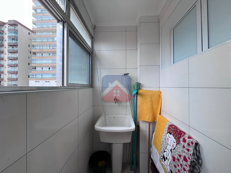 APARTAMENTO 1 DORMITÓRIO PARA VENDA - VILA CAIÇARA 1 dormitório, sala ampla, cozinha, área de serviço e banheiro de serviço. Acabamento em piso frio, 49 m² de área util e 1 vaga de garagem. Edificio de escada com zeladoria, sistema de interfone, bicicletário VALOR DE VENDA: R$ 270.000,00 - Aceita financiamento bancario. VALOR DE IPTU: R$ 250,00 MENSAL VALOR DE CONDOMINIO: R$ 705,00: 25ª foto da galeria de imagens do imóvel