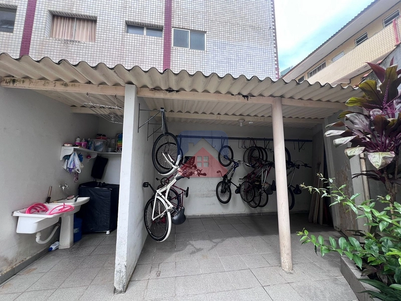 APARTAMENTO 1 DORMITÓRIO PARA VENDA - VILA CAIÇARA 1 dormitório, sala ampla, cozinha, área de serviço e banheiro de serviço. Acabamento em piso frio, 49 m² de área util e 1 vaga de garagem. Edificio de escada com zeladoria, sistema de interfone, bicicletário VALOR DE VENDA: R$ 270.000,00 - Aceita financiamento bancario. VALOR DE IPTU: R$ 250,00 MENSAL VALOR DE CONDOMINIO: R$ 705,00: 38ª foto da galeria de imagens do imóvel