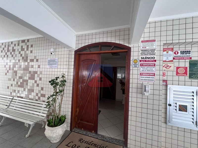 APARTAMENTO 1 DORMITÓRIO PARA VENDA - VILA CAIÇARA 1 dormitório, sala ampla, cozinha, área de serviço e banheiro de serviço. Acabamento em piso frio, 49 m² de área util e 1 vaga de garagem. Edificio de escada com zeladoria, sistema de interfone, bicicletário VALOR DE VENDA: R$ 270.000,00 - Aceita financiamento bancario. VALOR DE IPTU: R$ 250,00 MENSAL VALOR DE CONDOMINIO: R$ 705,00: 39ª foto da galeria de imagens do imóvel