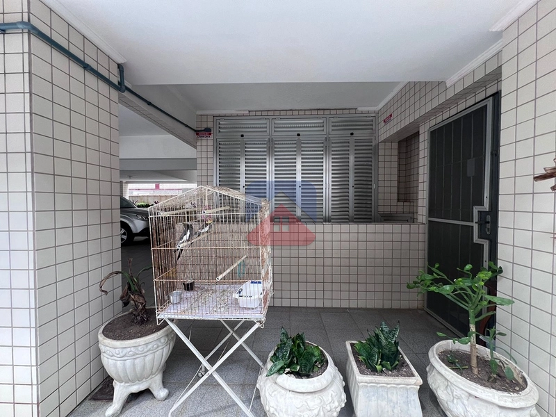 APARTAMENTO 1 DORMITÓRIO PARA VENDA - VILA CAIÇARA 1 dormitório, sala ampla, cozinha, área de serviço e banheiro de serviço. Acabamento em piso frio, 49 m² de área util e 1 vaga de garagem. Edificio de escada com zeladoria, sistema de interfone, bicicletário VALOR DE VENDA: R$ 270.000,00 - Aceita financiamento bancario. VALOR DE IPTU: R$ 250,00 MENSAL VALOR DE CONDOMINIO: R$ 705,00: 40ª foto da galeria de imagens do imóvel