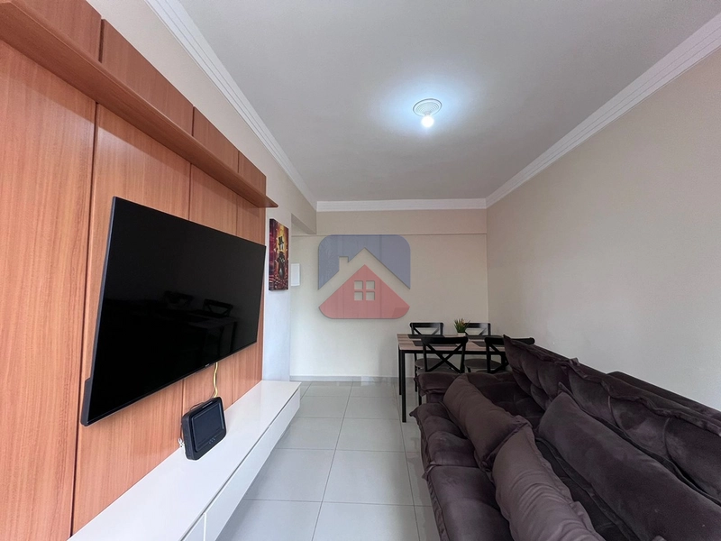 APARTAMENTO 1 DORMITÓRIO PARA VENDA - VILA CAIÇARA 1 dormitório, sala ampla, cozinha, área de serviço e banheiro de serviço. Acabamento em piso frio, 49 m² de área util e 1 vaga de garagem. Edificio de escada com zeladoria, sistema de interfone, bicicletário VALOR DE VENDA: R$ 270.000,00 - Aceita financiamento bancario. VALOR DE IPTU: R$ 250,00 MENSAL VALOR DE CONDOMINIO: R$ 705,00: 4ª foto da galeria de imagens do imóvel