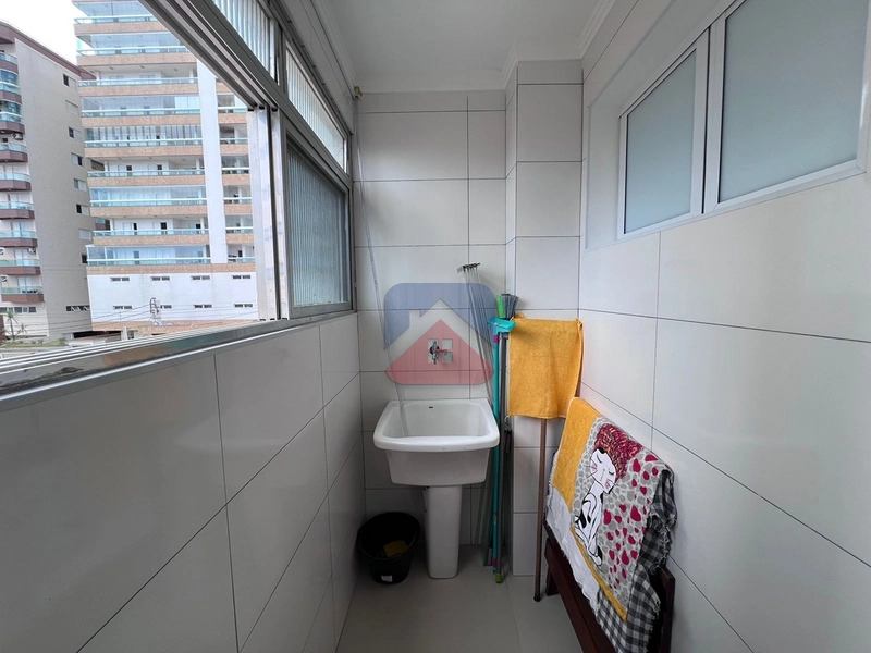 APARTAMENTO 1 DORMITÓRIO PARA VENDA - VILA CAIÇARA 1 dormitório, sala ampla, cozinha, área de serviço e banheiro de serviço. Acabamento em piso frio, 49 m² de área util e 1 vaga de garagem. Edificio de escada com zeladoria, sistema de interfone, bicicletário VALOR DE VENDA: R$ 270.000,00 - Aceita financiamento bancario. VALOR DE IPTU: R$ 250,00 MENSAL VALOR DE CONDOMINIO: R$ 705,00: 26ª foto da galeria de imagens do imóvel