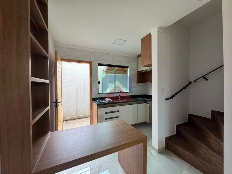 🏡 Casa para venda na Vila Caiçara – Praia Grande/SP: 2ª foto da galeria de imagens do imóvel
