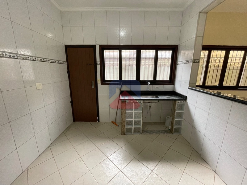 Casa próximo a praia : 7ª foto da galeria de imagens do imóvel