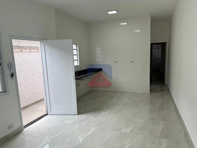 CASA 2 DORMITÓRIOS REFORMADA A 20 METROS DA PRAIA : 6ª foto da galeria de imagens do imóvel