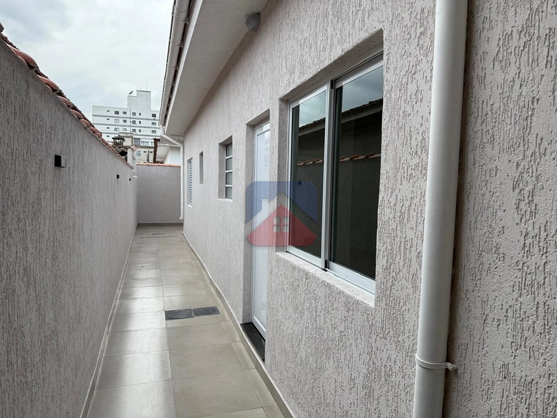 CASA 2 DORMITÓRIOS REFORMADA A 20 METROS DA PRAIA : 13ª foto da galeria de imagens do imóvel