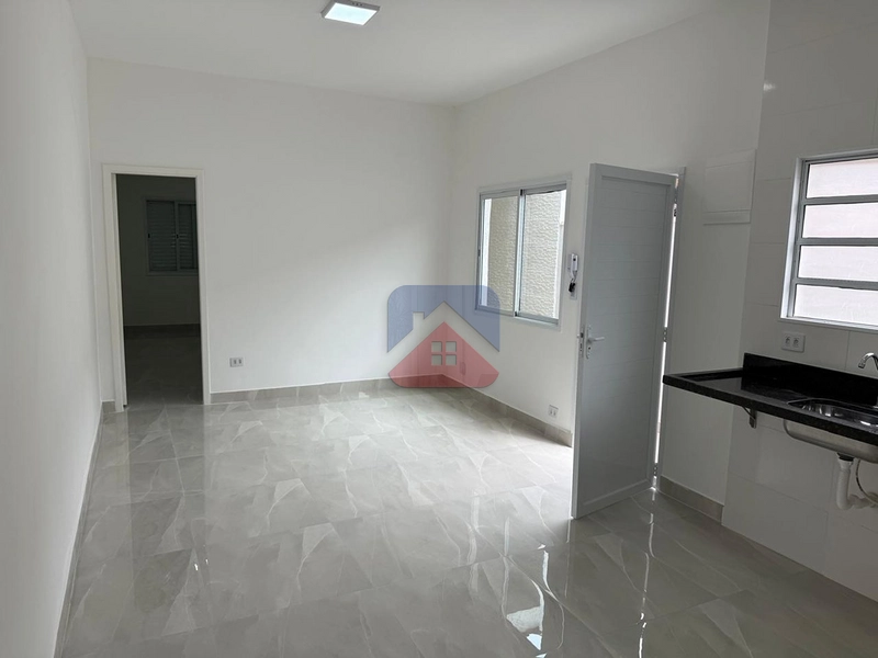 CASA 2 DORMITÓRIOS REFORMADA A 20 METROS DA PRAIA : 4ª foto da galeria de imagens do imóvel