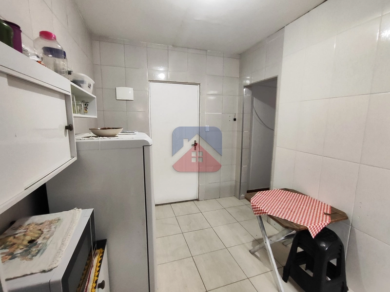 KITNET MOBILIADO COM SALA E COZINHA NA TUPI: 3ª foto da galeria de imagens do imóvel