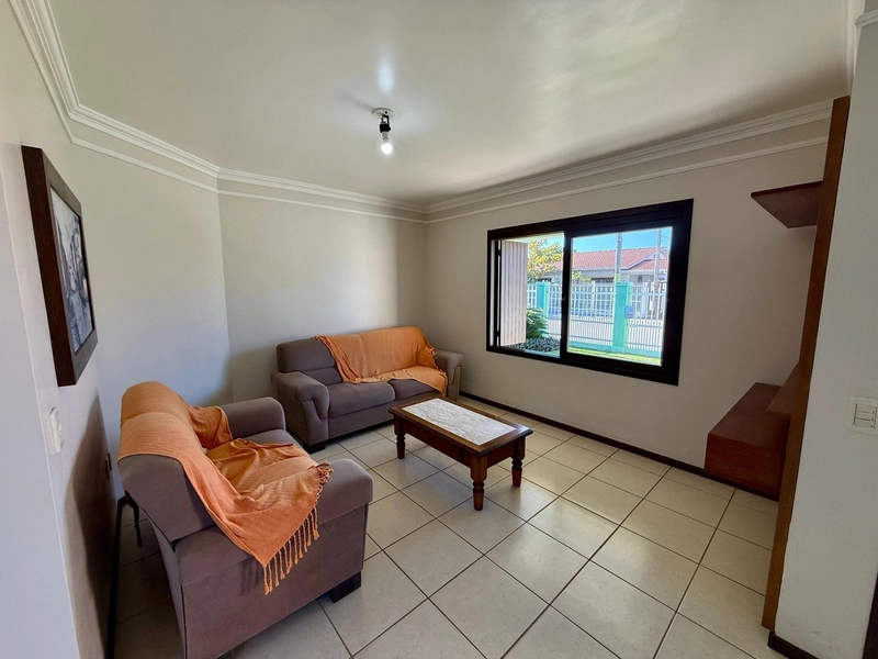Casa á venda em Xangri-Lá com 3 Dormitórios e 2 Banheiros sociais!: 3ª foto da galeria de imagens do imóvel