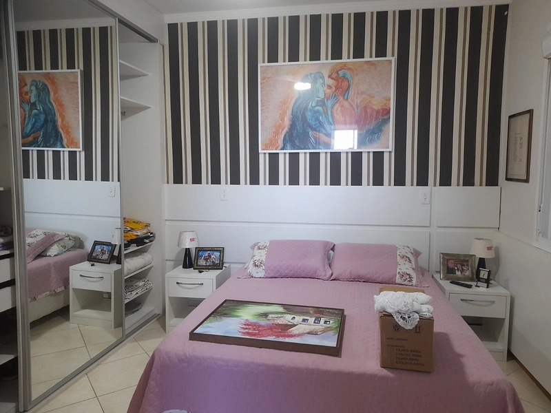1 banheiro Living integrado com lareira Cozinha americana  Sacada com: 17ª foto da galeria de imagens do imóvel