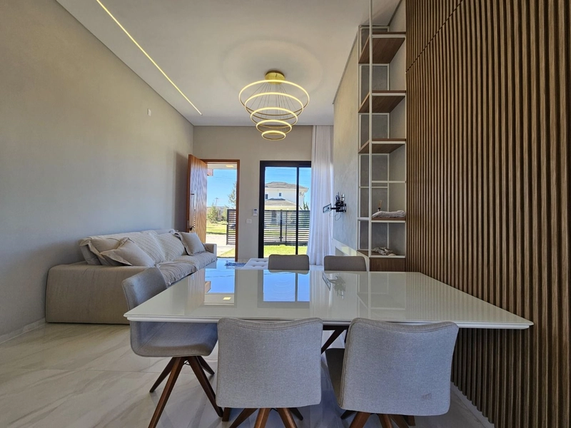 Linda Casa à Venda com Living Integrado e Espaço amplo com Piscina!: 19ª foto da galeria de imagens do imóvel