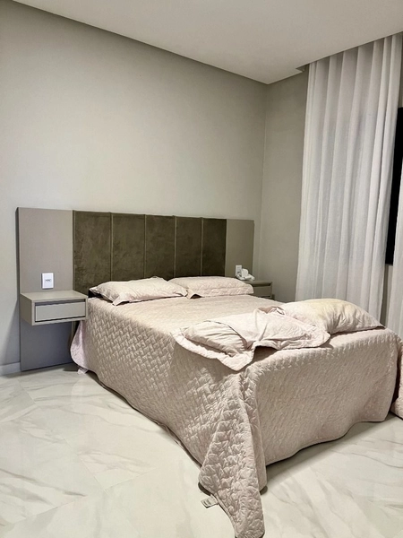 Linda Casa à Venda com Living Integrado e Espaço amplo com Piscina!: 17ª foto da galeria de imagens do imóvel
