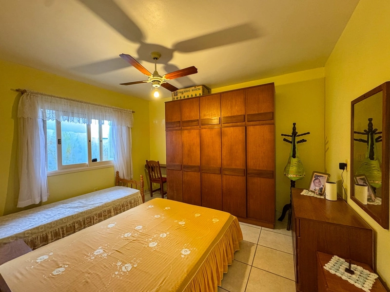 Linda Casa no Centro de Xangri-Lá com 3 Dormitórios e Pátio Amplo!: 9ª foto da galeria de imagens do imóvel