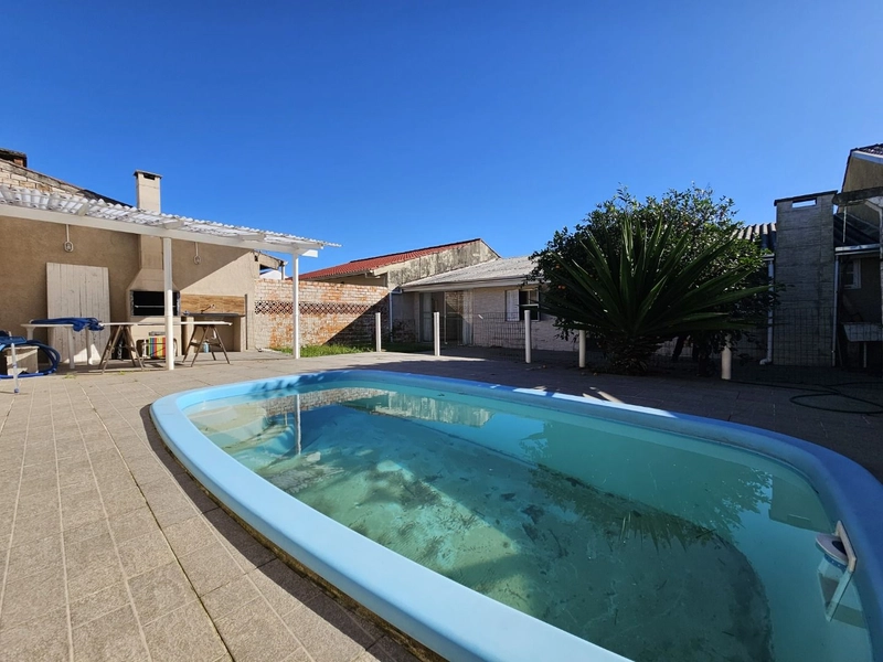Casa à venda em Atlantida Sul: 12ª foto da galeria de imagens do imóvel
