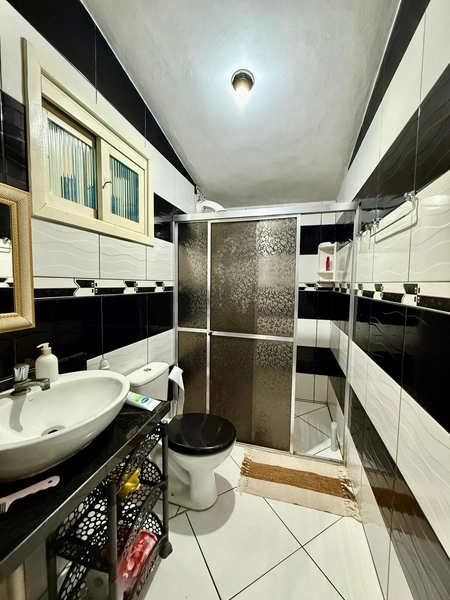 Ampla Casa Mobiliada com Piscina e Espaços Gourmet, Próxima ao Mar!: 32ª foto da galeria de imagens do imóvel