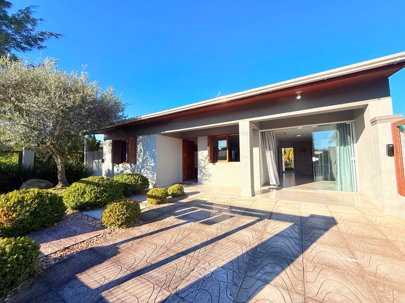 Linda Casa em Noiva do Mar!: 2ª foto da galeria de imagens do imóvel