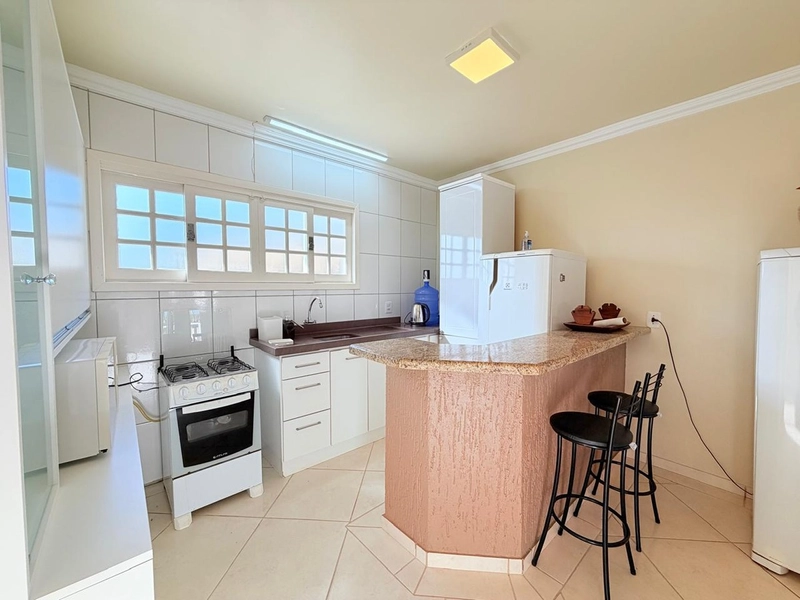 Casa Charmosa com 3 Dormitórios e Living integrado com Lareira!: 4ª foto da galeria de imagens do imóvel