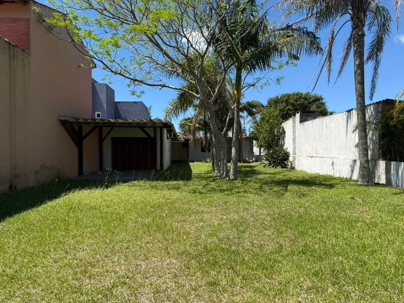 Casa á  Venda com Ótima Localização, Frente Leste e Pátio Amplo!: 6ª foto da galeria de imagens do imóvel