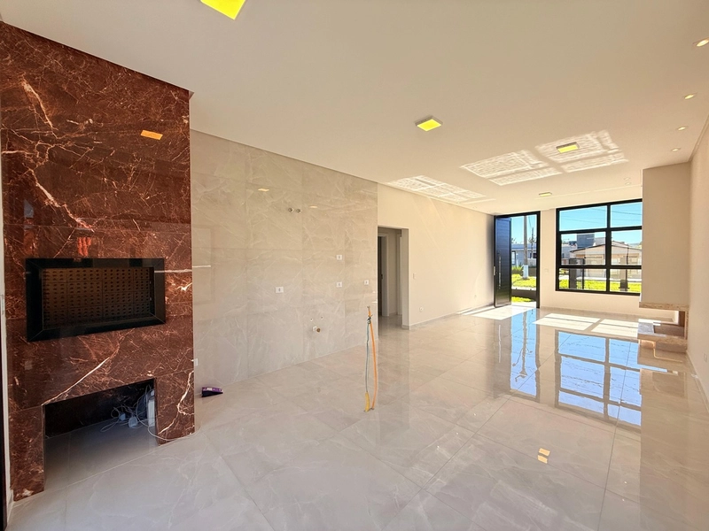 Linda Casa em Alvenaria com 3 Dormitórios e Pátio Amplo!: 11ª foto da galeria de imagens do imóvel