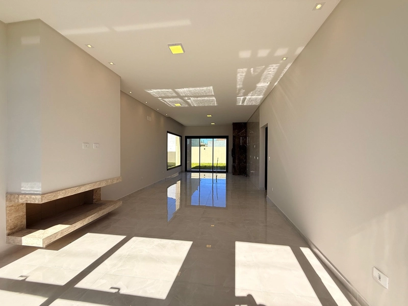 Linda Casa em Alvenaria com 3 Dormitórios e Pátio Amplo!: 6ª foto da galeria de imagens do imóvel