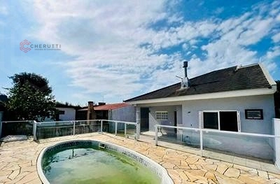 Casa Semi-mobiliada com Piscina Próxima ao Mar - 2 Dormitórios: 7ª foto da galeria de imagens do imóvel