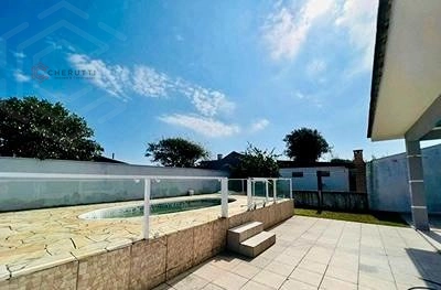 Casa Semi-mobiliada com Piscina Próxima ao Mar - 2 Dormitórios: 8ª foto da galeria de imagens do imóvel