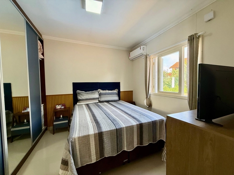 Linda Casa em Região Privilegiada com 3 Dormitórios e Piscina!: 17ª foto da galeria de imagens do imóvel